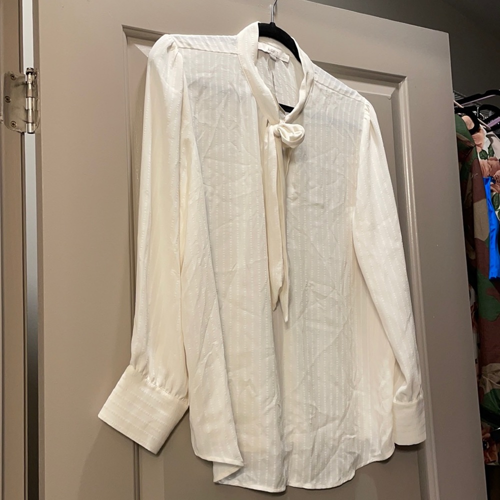 Beautiful tie neck blouse